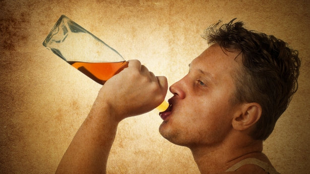 Как алкоголь влияет на потенцию у мужчин: влияние пива, вина и других напитков
